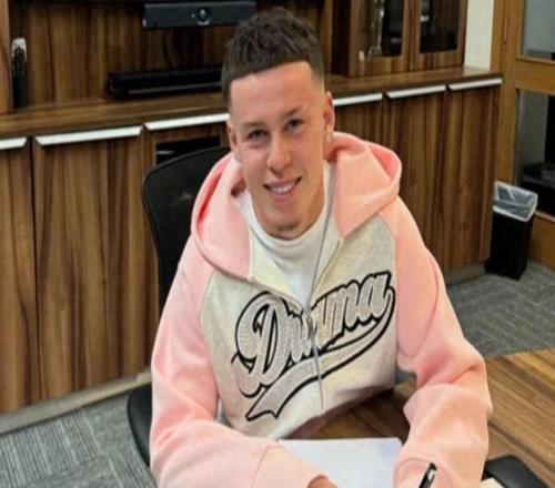 鲁尼之子迎来生涯转折点：签约顶级经纪公司，曼联新星崭露头角