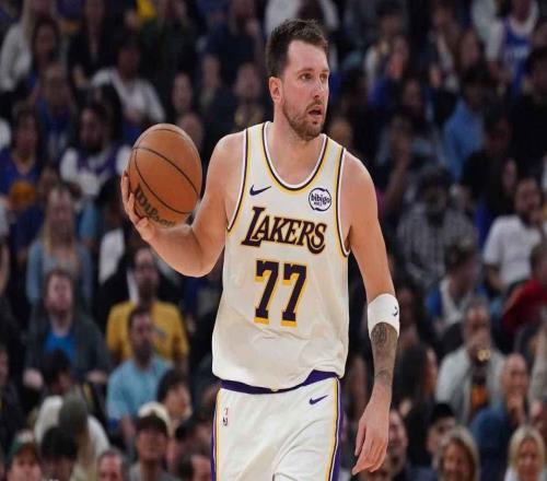 巨额罚款，湖人队东契奇打完尼克斯队后被NBA处以50000美元罚款