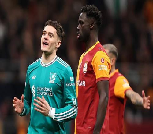 维尔茨低迷，亿元先生名不副实！埃基蒂克失单刀，利物浦01倒地