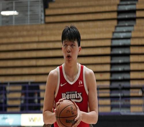 杨瀚森31分8板！生涯最佳一战，湖人升西部第3，西部格局彻底改变