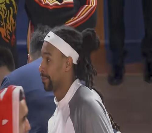 狂轰19+18+8+4+2！劳森重创广东内线，未见朱八强援，5号位太致命