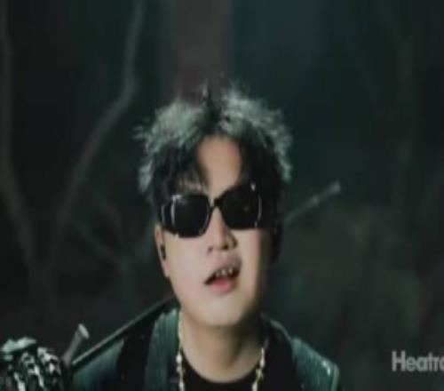 意想不到的联动ON赛前唱了瓦康康的《歃血》