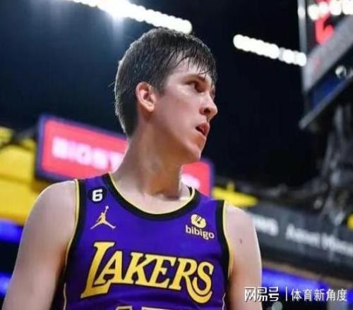 定了！5年2.4亿美元续约，詹姆斯面临重大选择