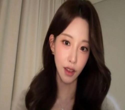 疑似Rookie新女友曝光：御姐范风情满满经典韩女造型