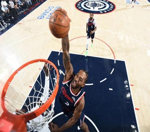 正负值比肩得分！20中15爆砍45+5+5，球迷：效率惊人，正负值吓人