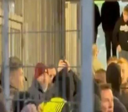 太阳报：维拉球迷与法国警方发生冲突，有球迷遭到电击枪攻击