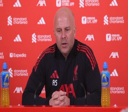 斯洛特：上赛季把标准拔得太高了这里的标准一直都很高