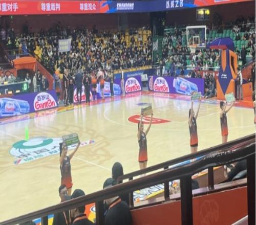 中国人寿财险山东省分公司体育赛事赋能金融知识普及：“315”金融消保教育宣传走进CBA赛场