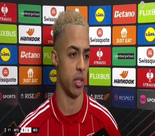 哈钦森输球后说雨水把面霜冲进眼睛引争议，球迷喊话基恩点评