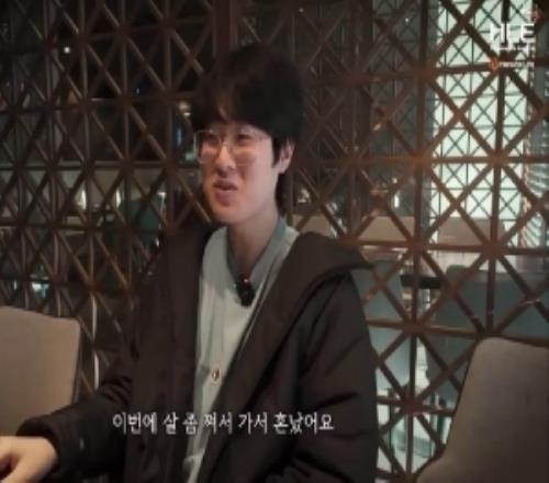 zeus：奶奶喜欢喂我吃东西但不太喜欢我长胖这次说我真该减肥了