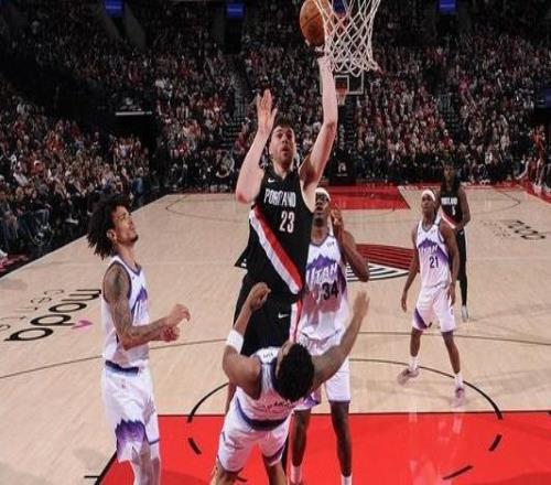 克林根21+15+6森萨鲍31分开拓者主场击败爵士