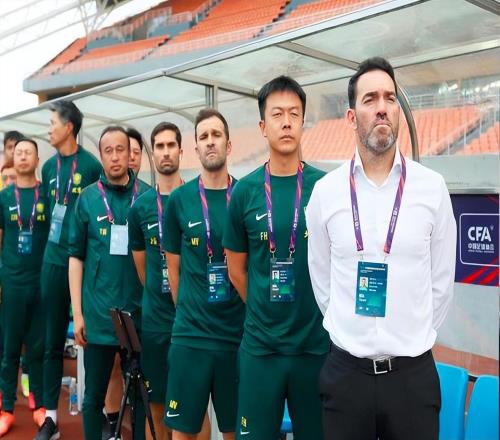 不能再输！李国旭恐成中超首位下课主帅，曝前国安主帅或接手大连