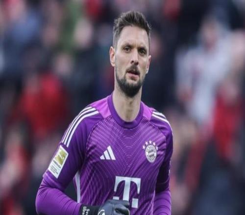 真没健康门将了，乌尔赖希：我感觉大腿有点不适，希望不严重