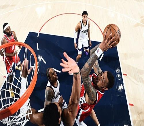 锋线大将复出后首战状态尚可，但快船竟然输给了西部垫底的国王