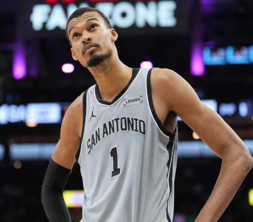 这也能说出来文班亚马：渴望参加所有比赛，但马刺已安排好轮休