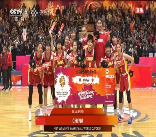 立功了！末节砍9分带队击败捷克，苏群：最后时刻保驾护航太重要