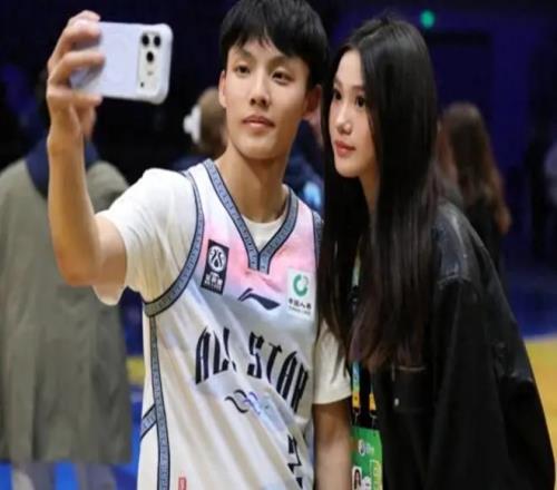 又是0分！拿MVP后3战2场0分，球迷：还问郭士强为啥不带他