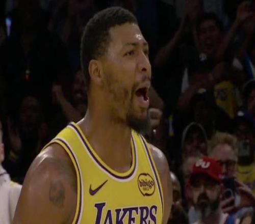 斯马特：队友们无比信任彼此，本场胜利对准备季后赛意义重大