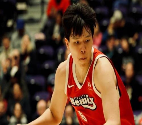 杨瀚森13+7+2+3帽5失误5犯规难阻混音惜败湖人吞3连败