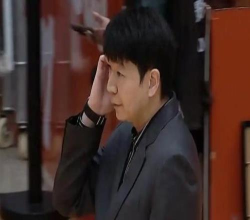 山东男篮惨败浙江稠州凸显两点：外援水平相差大，球员之间不团结