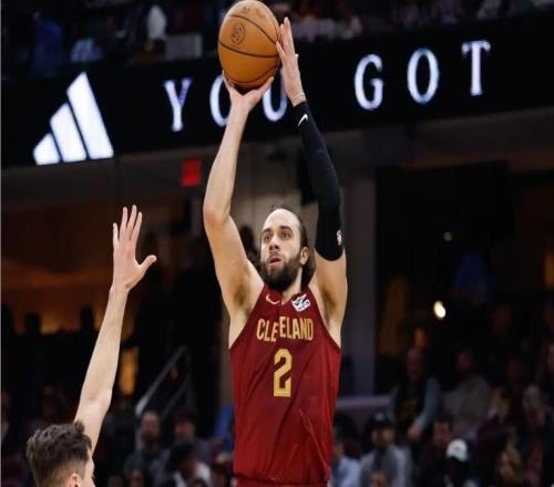 惨败中的好消息！伤愈复出的骑士侧翼大将的状态看起来相当不错