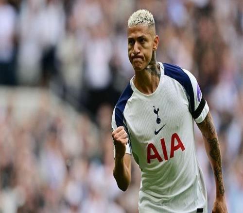 憋了20年，巴西中锋终于迎来大井喷！六大杀器集体爆种，谁争首发