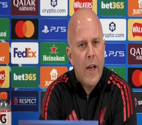 卡拉格说利物浦单打独斗斯洛特：他这次说的我不同意