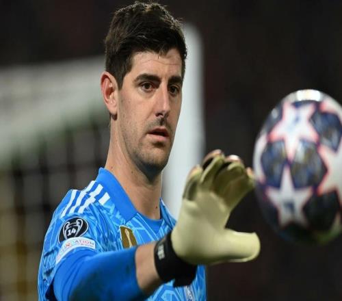 科贝：库尔图瓦被换下是因为右侧内收肌超负荷