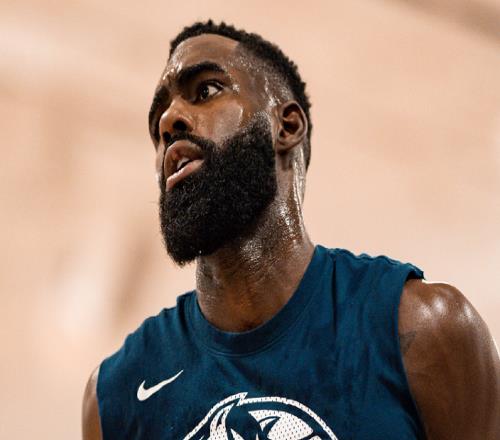 26分+28分+30分！历史第1！363万底薪男真香，他要抢最佳第六人