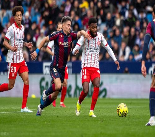 西甲：奥萨苏纳主场强势，赫罗纳能否全身而退奥萨苏纳VS赫罗纳