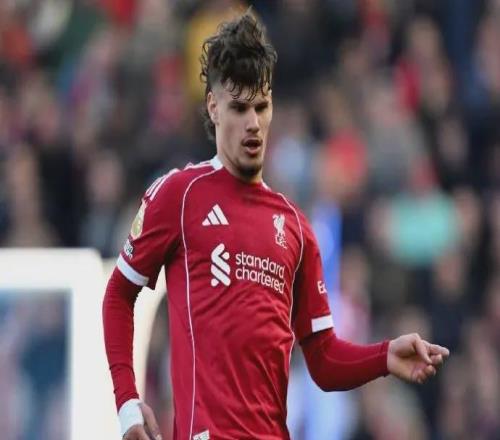 10败创10年耻辱！名宿怒喷斯洛特践踏克洛普遗产，欧冠资格悬了！