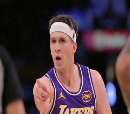 詹姆斯历史第一1612场，肯纳德三分绝杀湖人险胜魔术