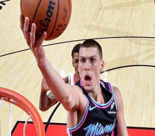 热巴32+21完胜申京，杜兰特27分超乔丹阿门绝杀，火箭险胜热火