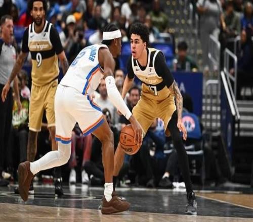 火爆冲突！卫冕冠军3人打1人全被驱逐！亚历山大轰40分拒冷门