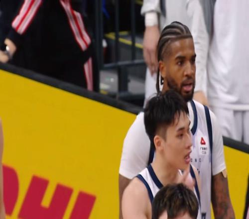 力保广东进四强！CBA第一大外援确认报销，杜锋避开三大夺冠热门