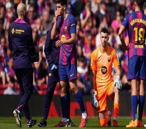 世体：比赛中拉菲让霍安暂停比赛，队医进场时前者趁机换了鞋