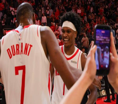 乌度卡有多固执三操作差点毁了KD生涯夜，幸亏小谢够争气