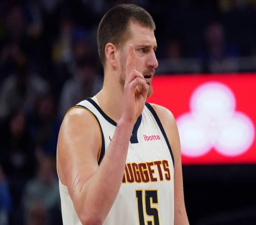 蒙克轰32+6无缘今日最佳！抱歉，约基奇佛系三双刷新NBA纪录