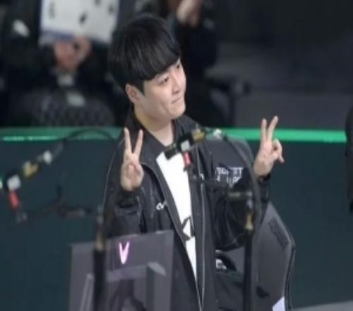 SMK：代表国家参赛非常荣耀时机运气以及自身综合起来才会被选上