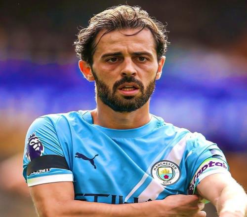 周薪30万镑！曝曼城队长主动降薪免费加盟巴萨，拒绝瓜迪奥拉挽留