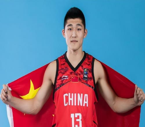 你咋不弄赵睿西热谈李祥波喷鲁吐布拉：要是我就拳头伺候