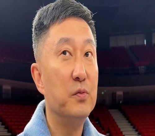 杜锋：球队起伏很正常，崔永熙有一年多没打球恢复需要循序渐进