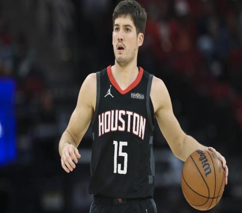 火箭124132不敌公牛球员评价：3人优秀，卡佩拉及格，7人低迷