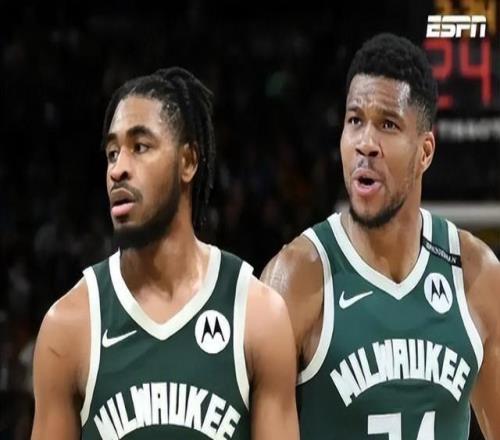 “小火车”脱轨！雄鹿裁掉卡梅隆托马斯下一站CBA