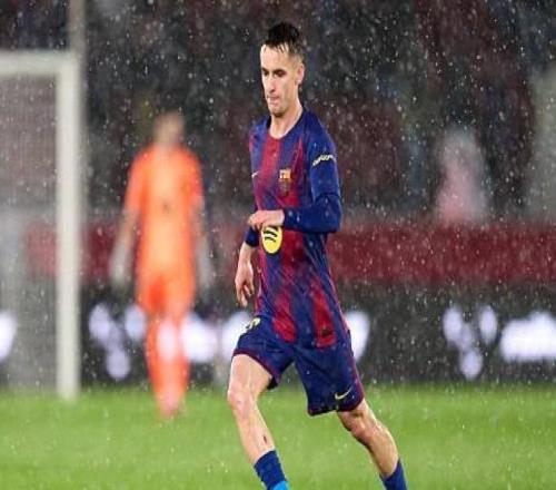 世体：沙特俱乐部有意卡萨多，但球员目前不考虑离开巴萨