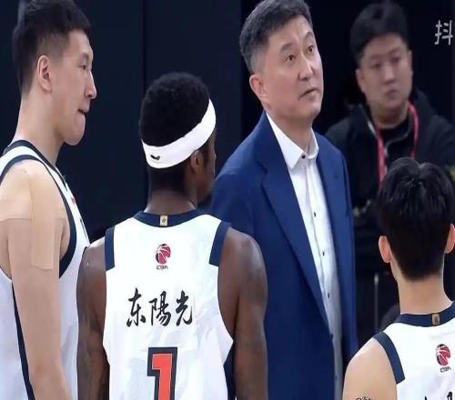 广东被上海四杀塞翁失马，赛后杜锋首度披露好消息，球迷盼到了