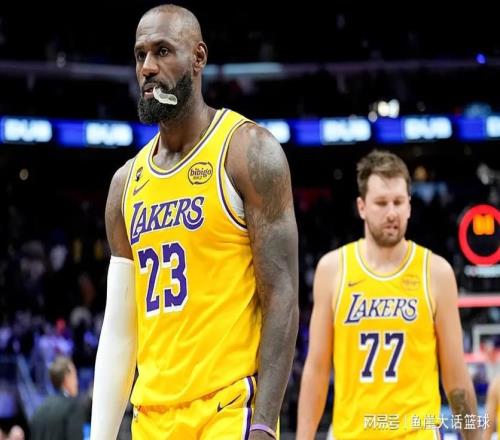 湖人110113活塞！詹姆斯把话挑明，东契奇错误明显，一人成关键