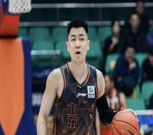 高诗岩：我是个比较有争议的球员，面对质疑就当作一种动力