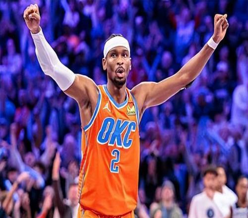 4个赛季场均30+太难了！哈登差1次，库里差2次，那詹姆斯呢