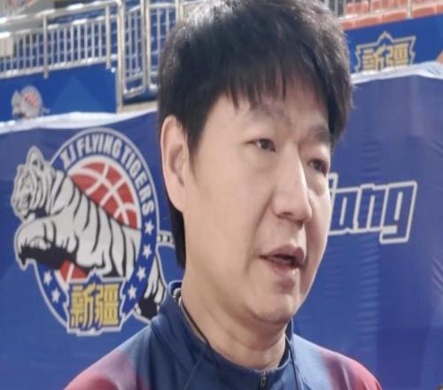 邱彪：今年联赛有很多爆冷的比赛，想取胜最重要的是职业态度